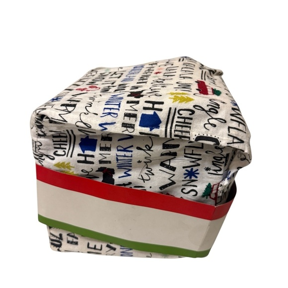 Four pices full size bed set cotton soft. Festive Holiday Design for anyone - Picture 2 of 6